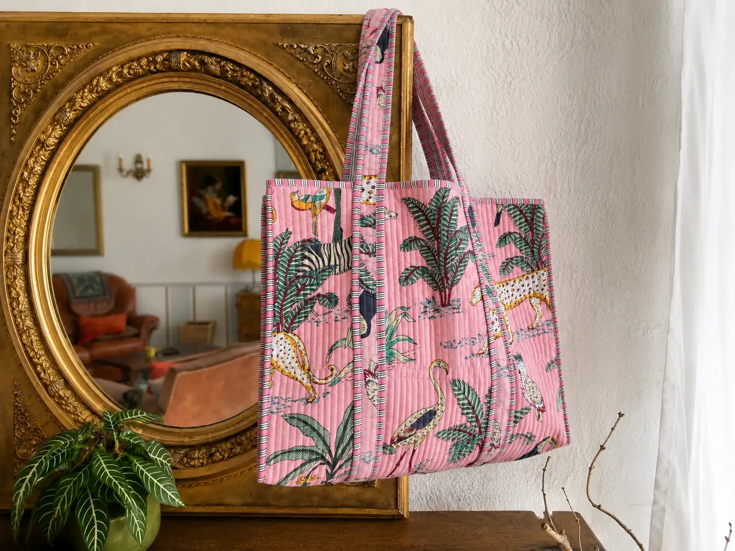 Handmade beauty bag with floral textile Maison Neela