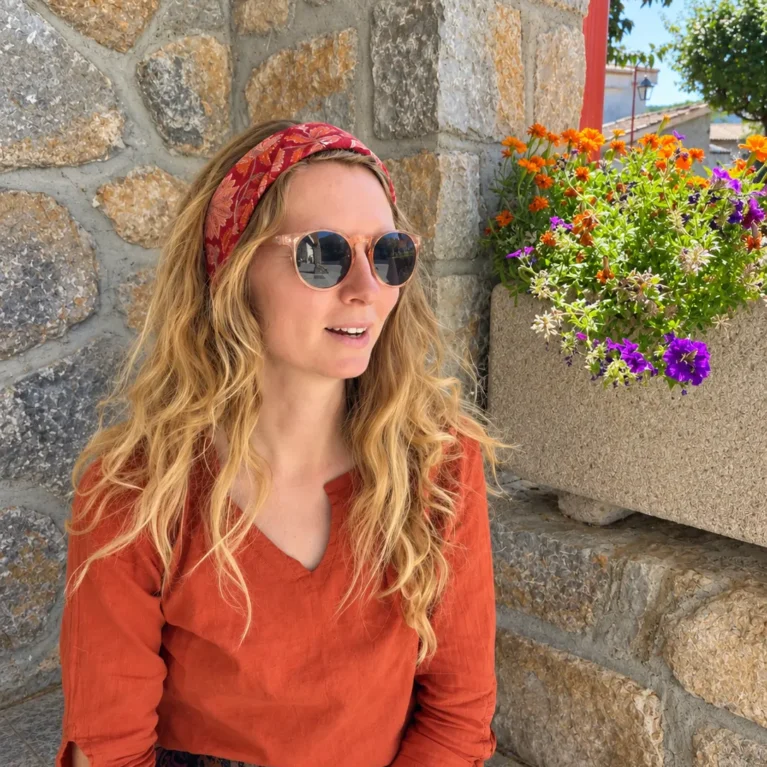 Red Floral Bandana Square 50 x 50 cm